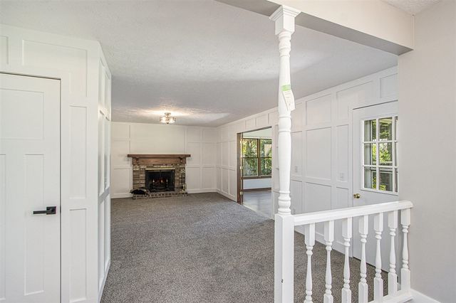 6427 Eagle Ridge Drive, Kalamazoo, MI 49004