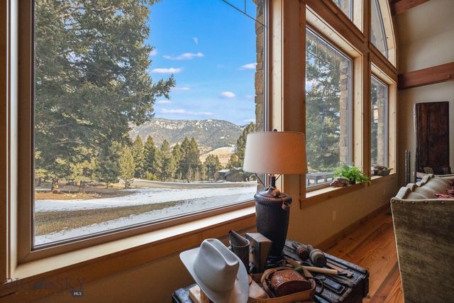 81 Steamboat Trail, Gallatin Gateway, MT 59730