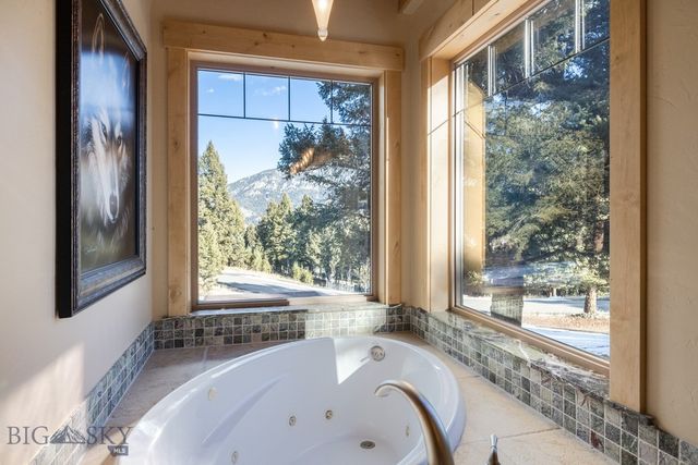 81 Steamboat Trail, Gallatin Gateway, MT 59730