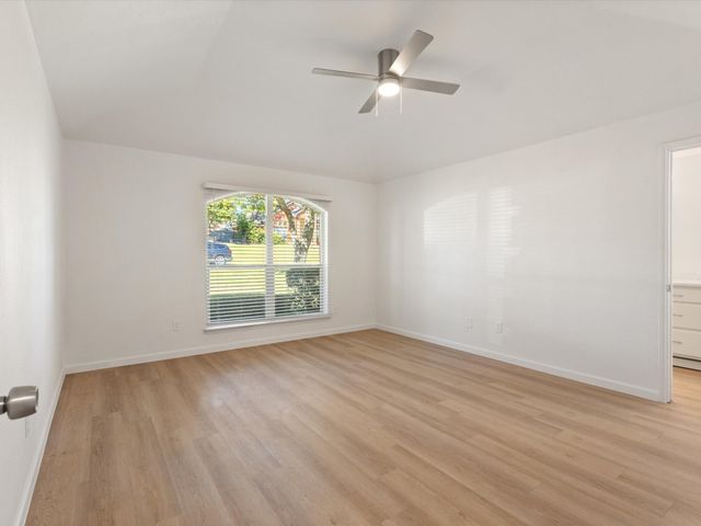 612 Desoto Drive, Desoto, TX 75115