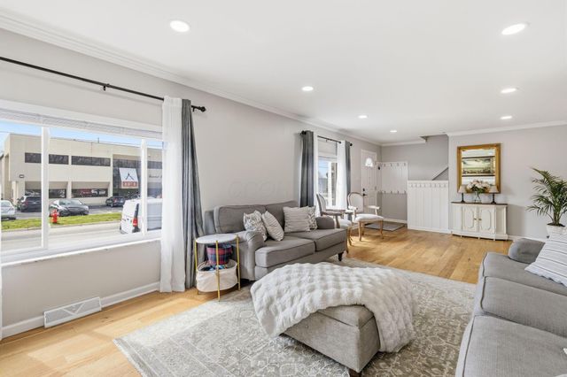 252 E Broadway Avenue, Westerville, OH 43081