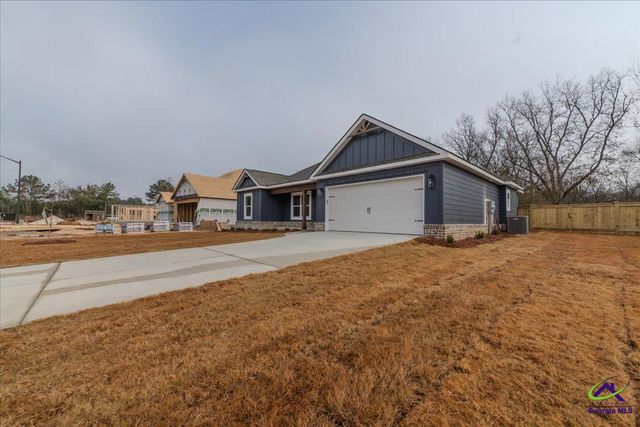 516 New Hope, Perry, GA 31069