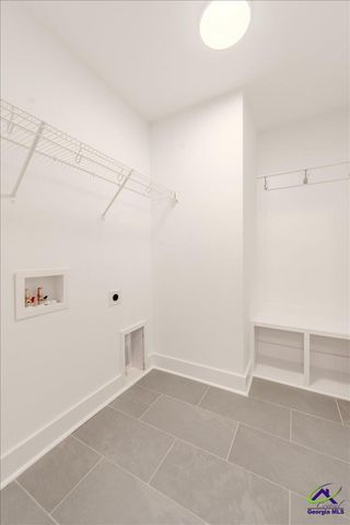 516 New Hope, Perry, GA 31069