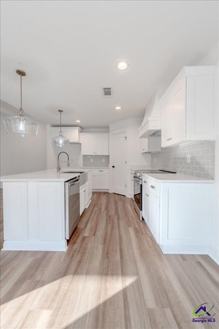 516 New Hope, Perry, GA 31069