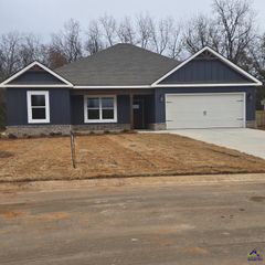 516 New Hope, Perry, GA 31069