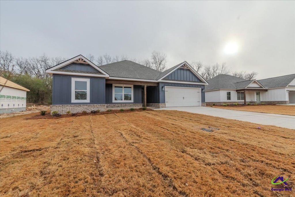 516 New Hope, Perry, GA 31069