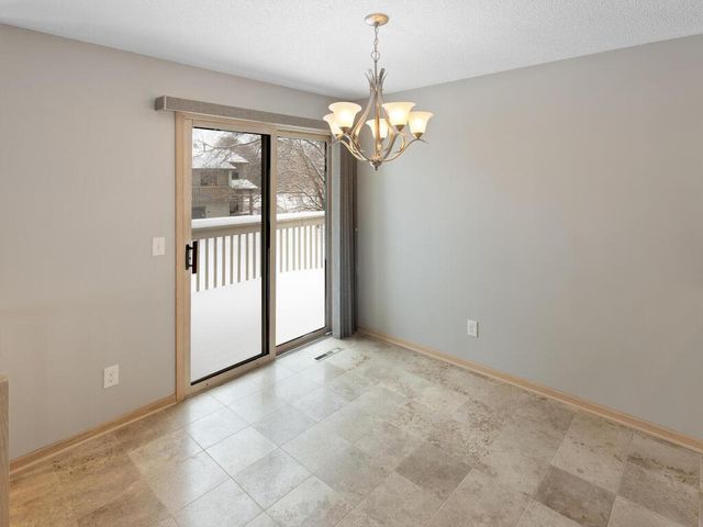 7245 Woodstock Curve, Bloomington, MN 55438