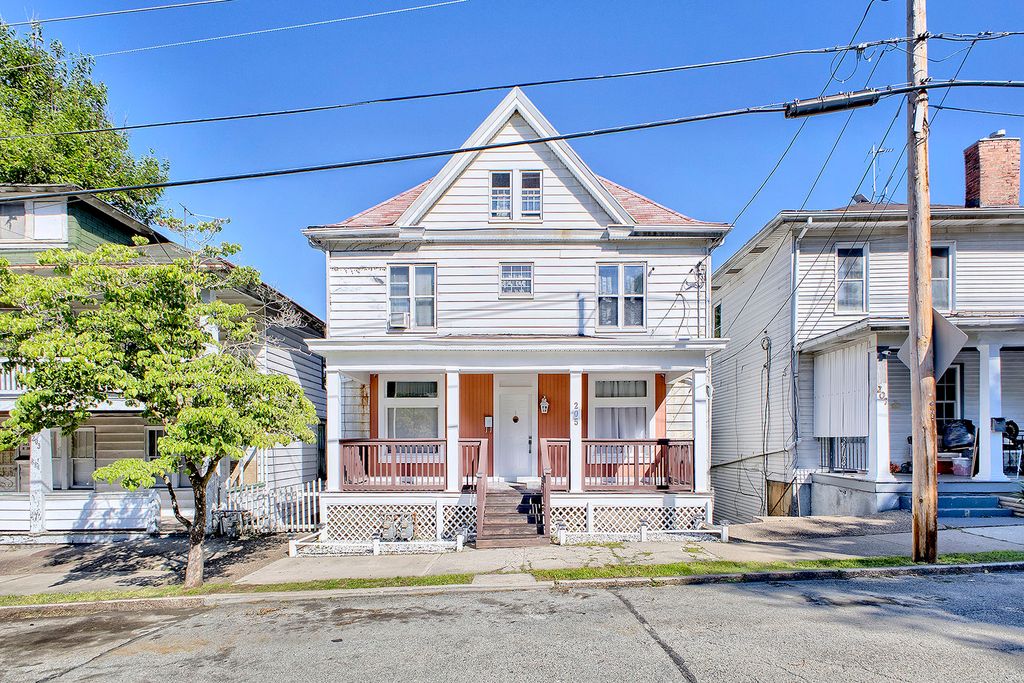 205 N 3rd STREET, Jeannette, PA 15644