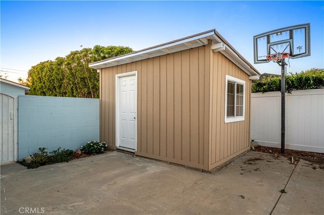 1623 N Vallejo Way, Upland, CA 91784