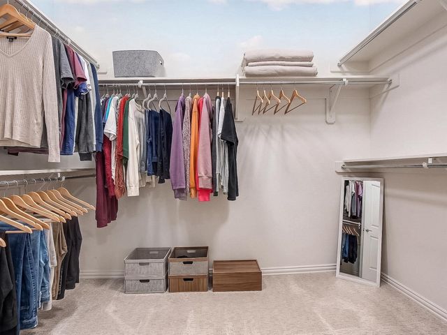 6006 Hedgepark Drive, Richmond, TX 77407
