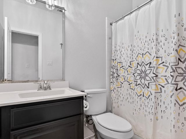 6006 Hedgepark Drive, Richmond, TX 77407