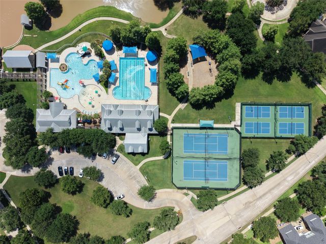 6006 Hedgepark Drive, Richmond, TX 77407
