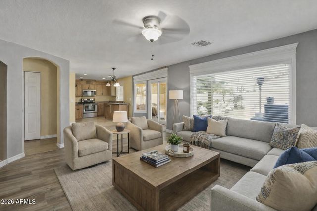 720 S SABRINA Street, Mesa, AZ 85208