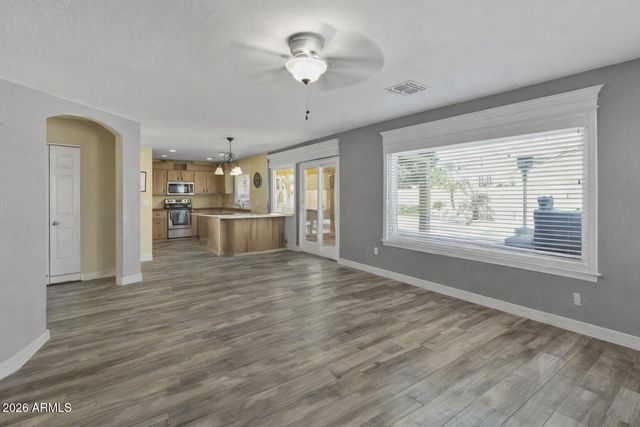 720 S SABRINA Street, Mesa, AZ 85208