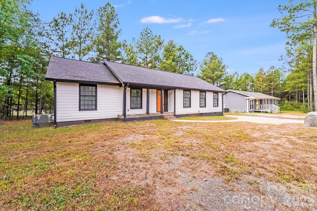 8337 Reedy Creek Road, Charlotte, NC 28215