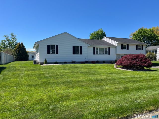 32 Cloverdale Road, Southington, CT 06489