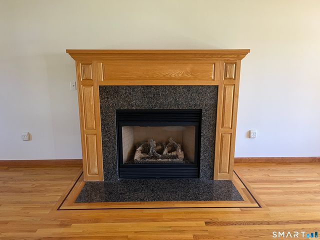 32 Cloverdale Road, Southington, CT 06489