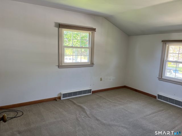 32 Cloverdale Road, Southington, CT 06489