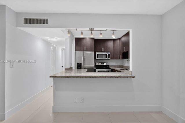 13707 SW 91st Ct Apt G, Miami, FL 33176