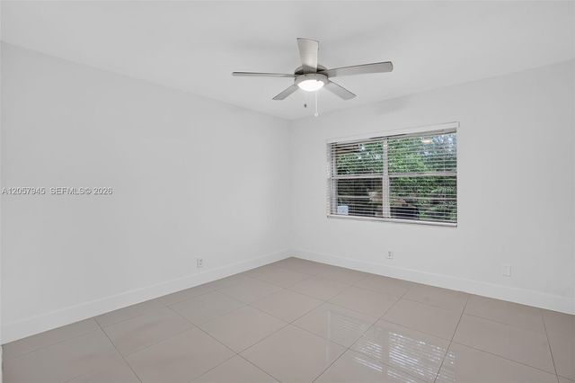 13707 SW 91st Ct Apt G, Miami, FL 33176