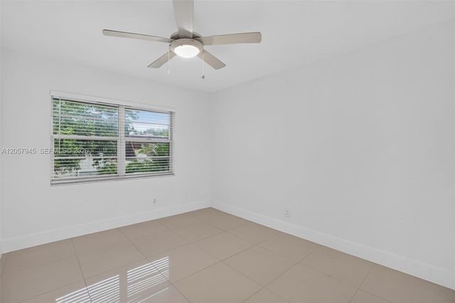 13707 SW 91st Ct Apt G, Miami, FL 33176