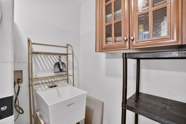 13707 SW 91st Ct Apt G, Miami, FL 33176