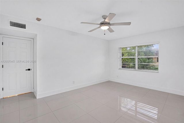 13707 SW 91st Ct Apt G, Miami, FL 33176