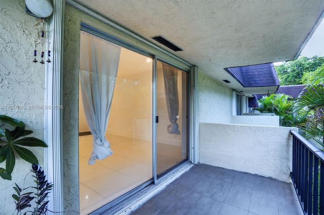13707 SW 91st Ct Apt G, Miami, FL 33176