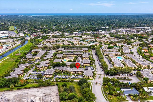 13707 SW 91st Ct Apt G, Miami, FL 33176