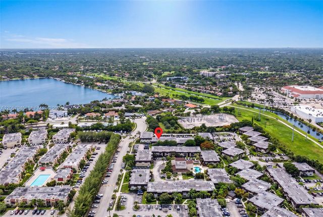13707 SW 91st Ct Apt G, Miami, FL 33176