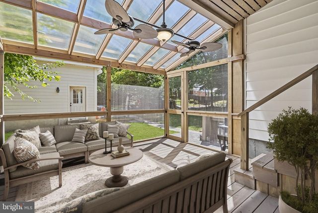 9403 WARREN ST, Silver Spring, MD 20910