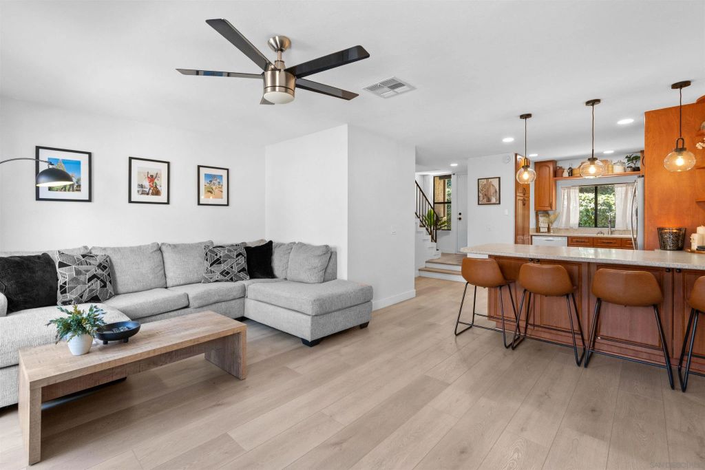 10781 Riderwood Terr b, Santee, CA 92071
