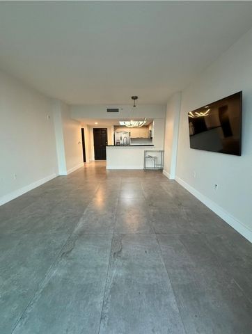 140 S Dixie Highway 915, Hollywood, FL 33020