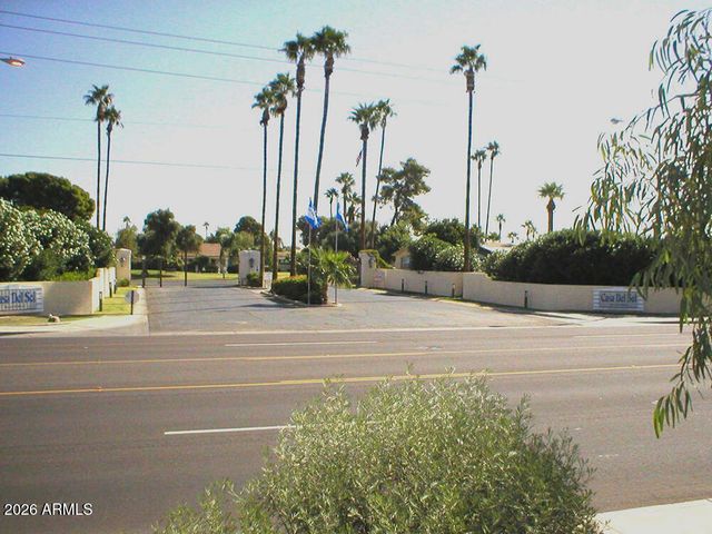 11411 N 91st Avenue 143, Peoria, AZ 85345