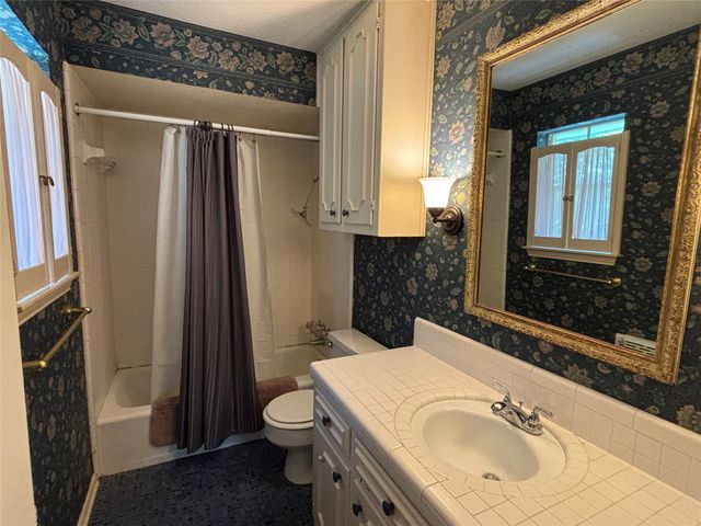 328 Ridge Crest Drive, Richardson, TX 75080