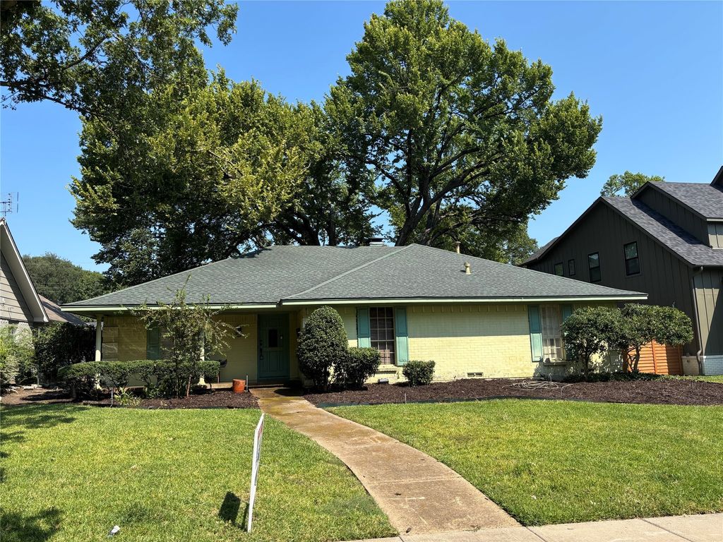 328 Ridge Crest Drive, Richardson, TX 75080