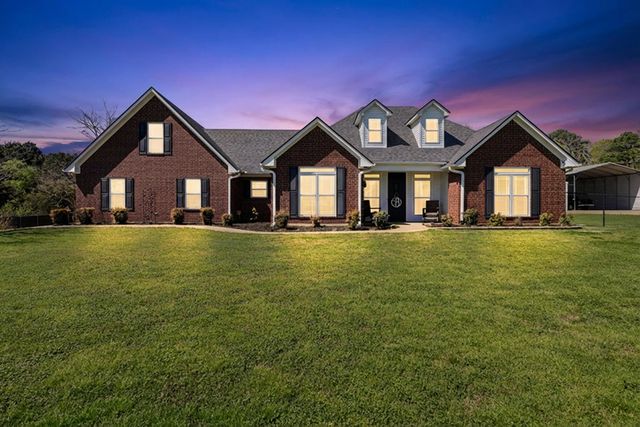 255 CR 1130, Kilgore, TX 75662