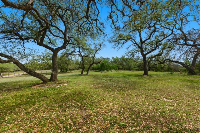 600 Misti LN, Driftwood, TX 78619
