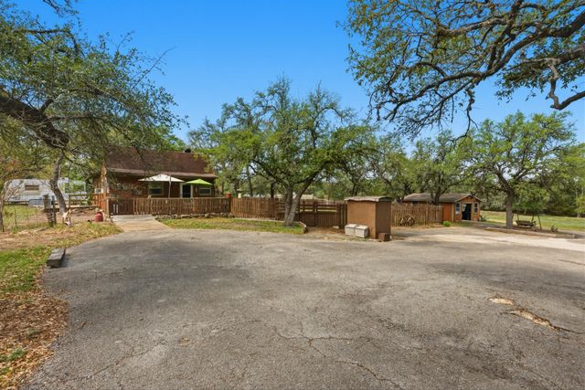 600 Misti LN, Driftwood, TX 78619