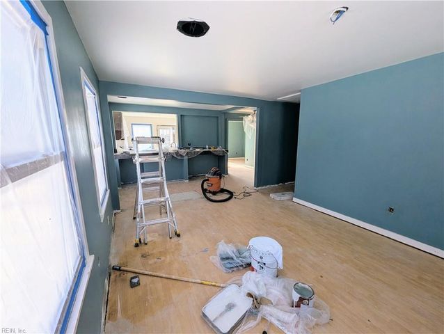 2411 Youngman RD, Chesapeake, VA 23323