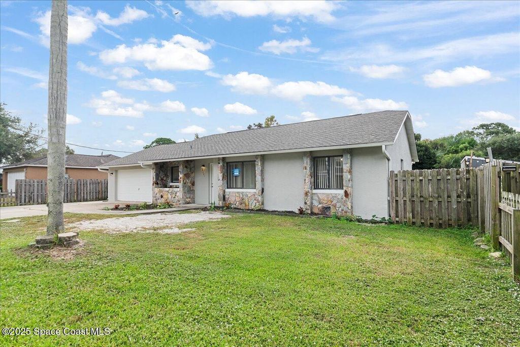 5221 Carrick Road, Cocoa, FL 32927