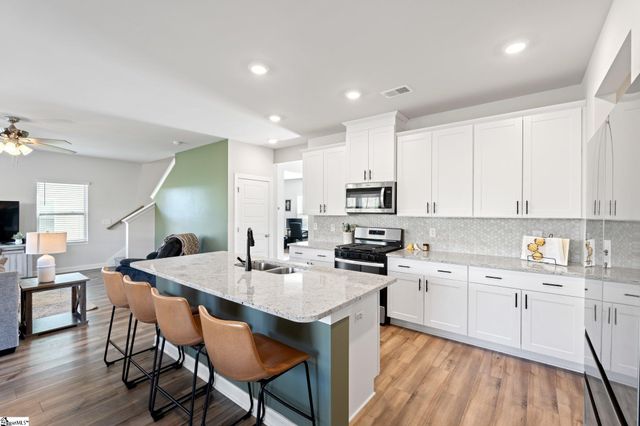 1019 Appalachian Drive, Moore, SC 29369