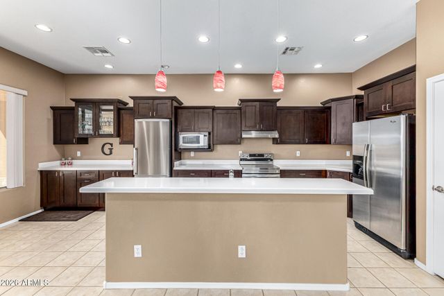 9043 E HOBART Street, Mesa, AZ 85207