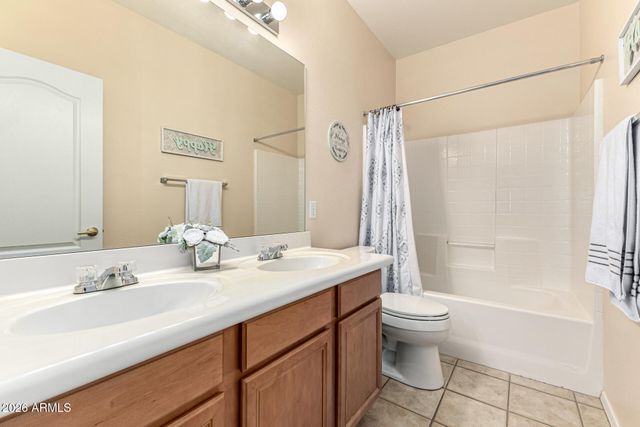 9043 E HOBART Street, Mesa, AZ 85207