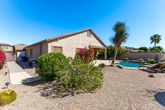 9043 E HOBART Street, Mesa, AZ 85207