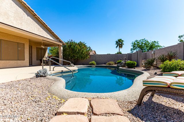 9043 E HOBART Street, Mesa, AZ 85207