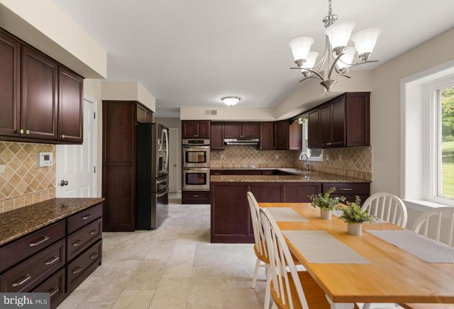 2234 SWEDESFORD RD, Malvern, PA 19355