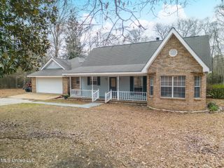80 Old Airport Road, Wiggins, MS 39577