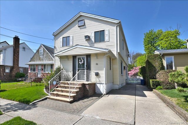 36 Barwick Street, Floral Park, NY 11001