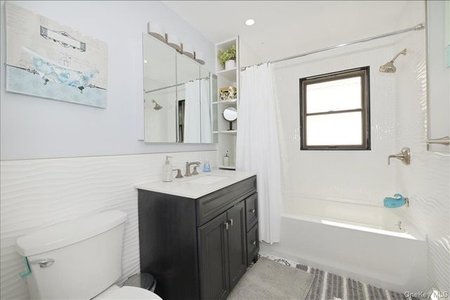 36 Barwick Street, Floral Park, NY 11001